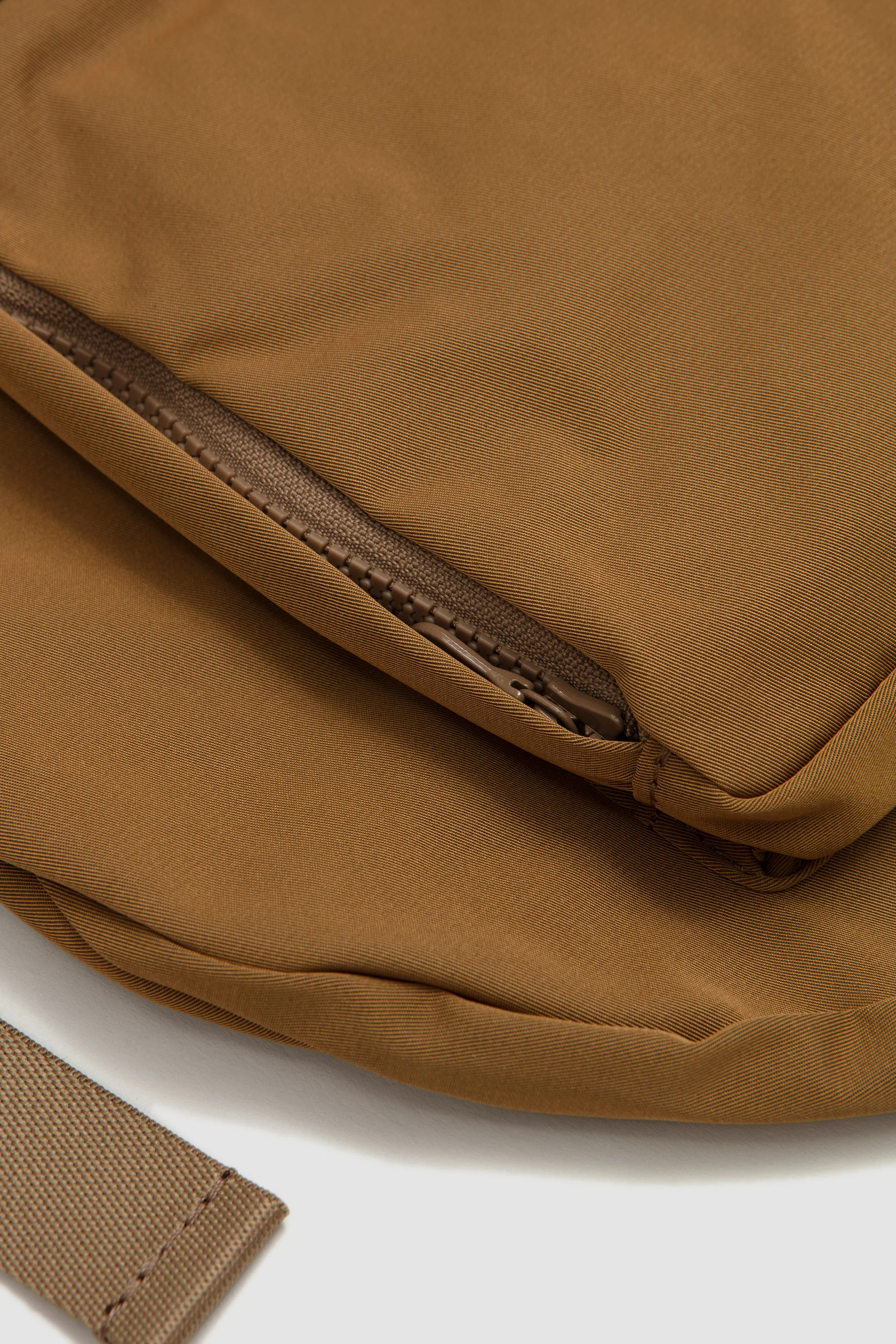 Gabardine Bodybag Beige - Image 3