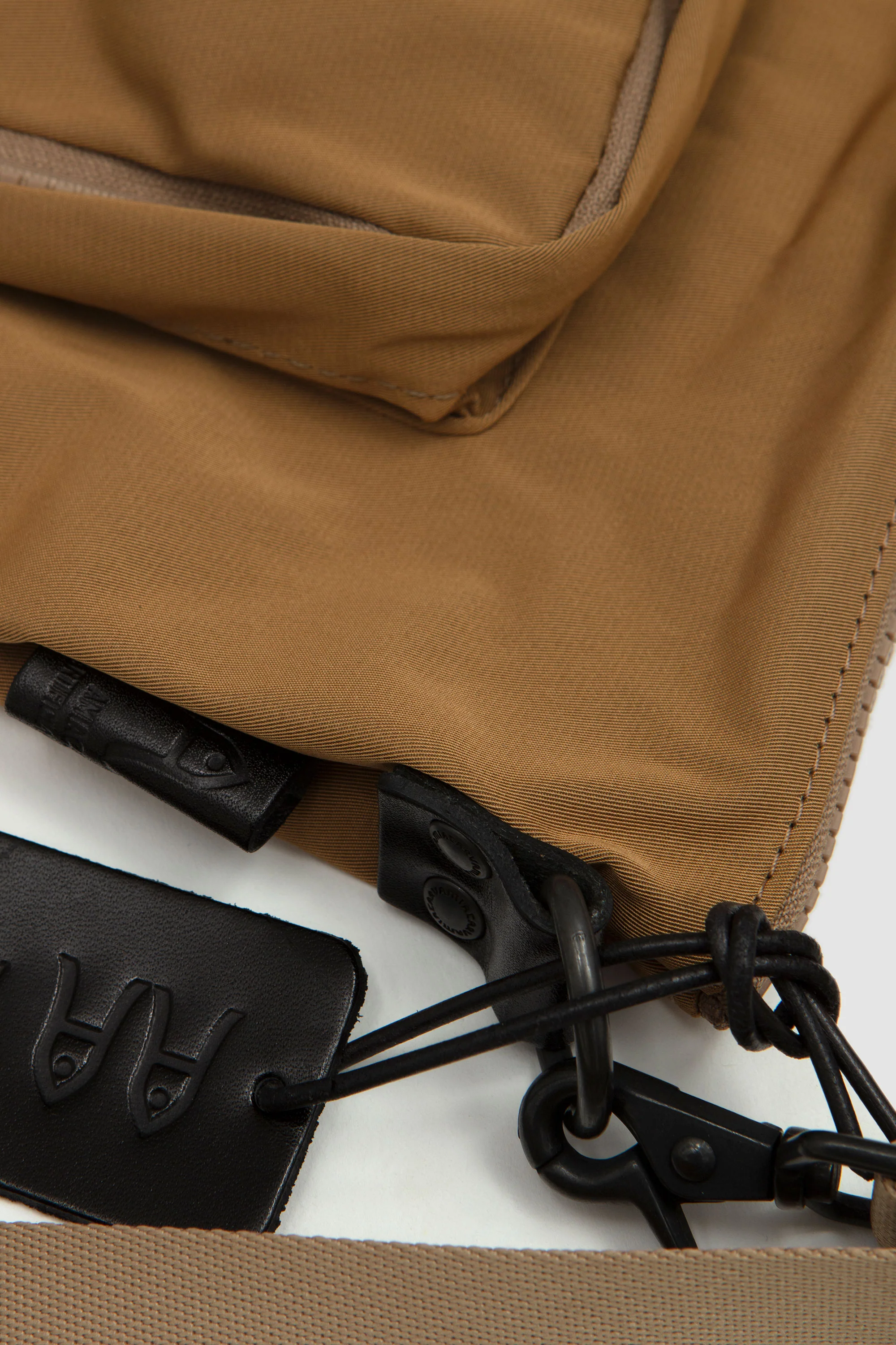 Gabardine Bodybag Beige - Image 4