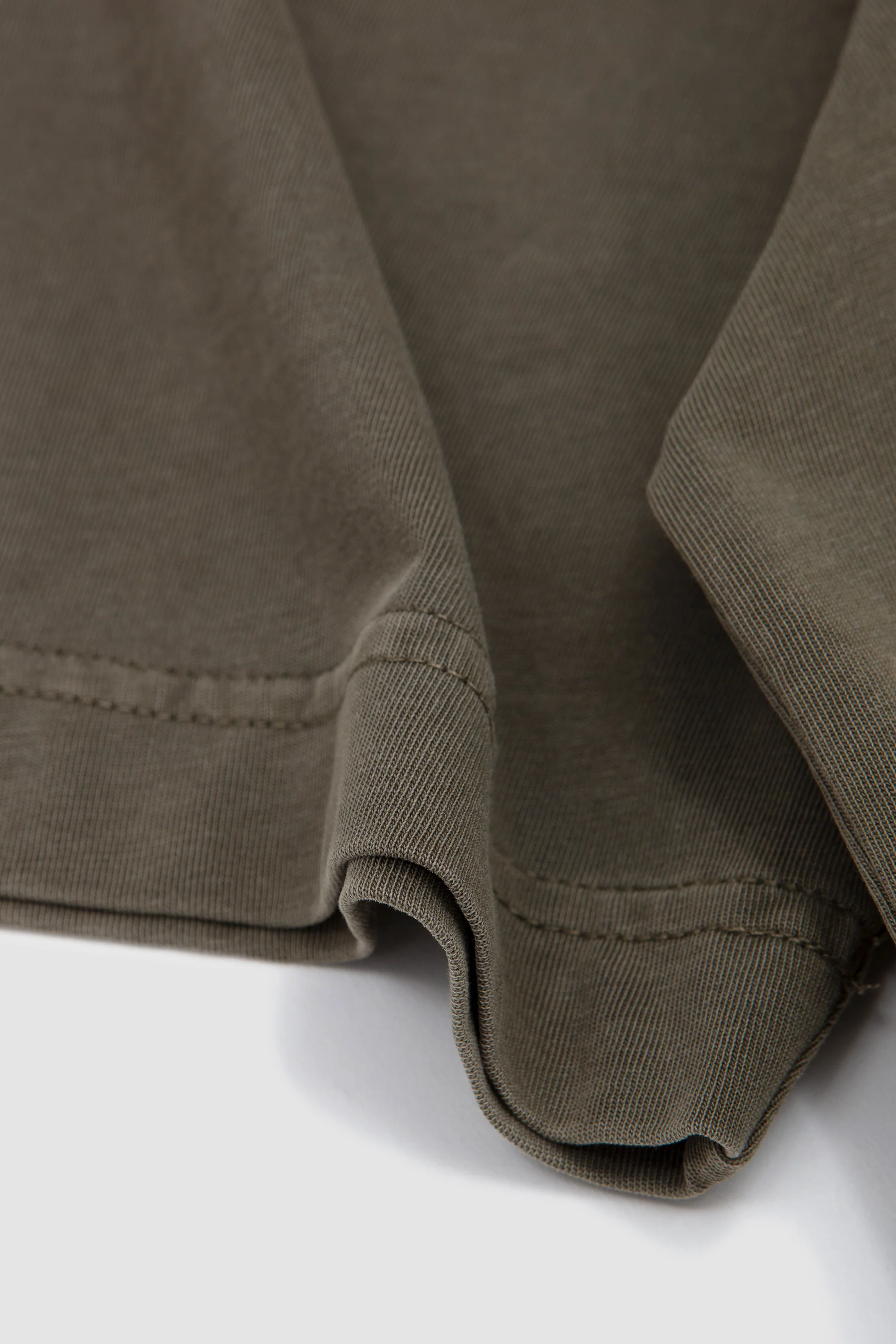 Seam Tee Olive - Image 8