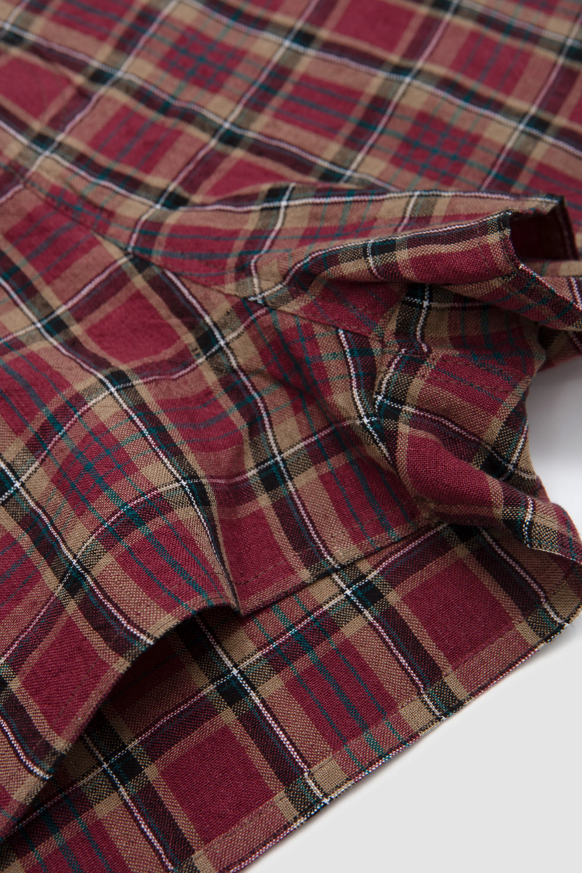 Leonida Shorts Burgundy/ Sand Check - Image 4