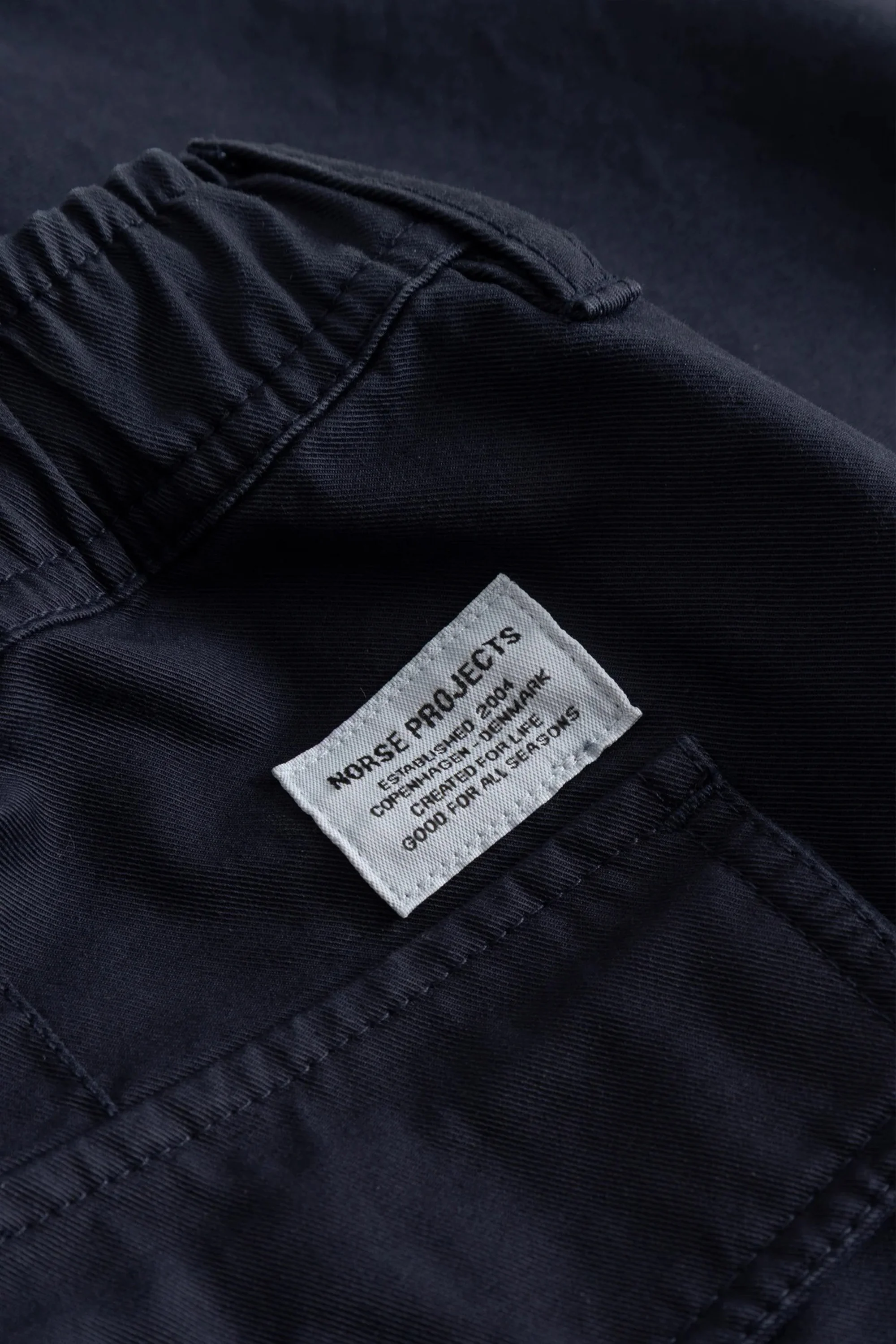 Kvitfjell Relaxed Cotton Twill Short Dark Navy - Image 4