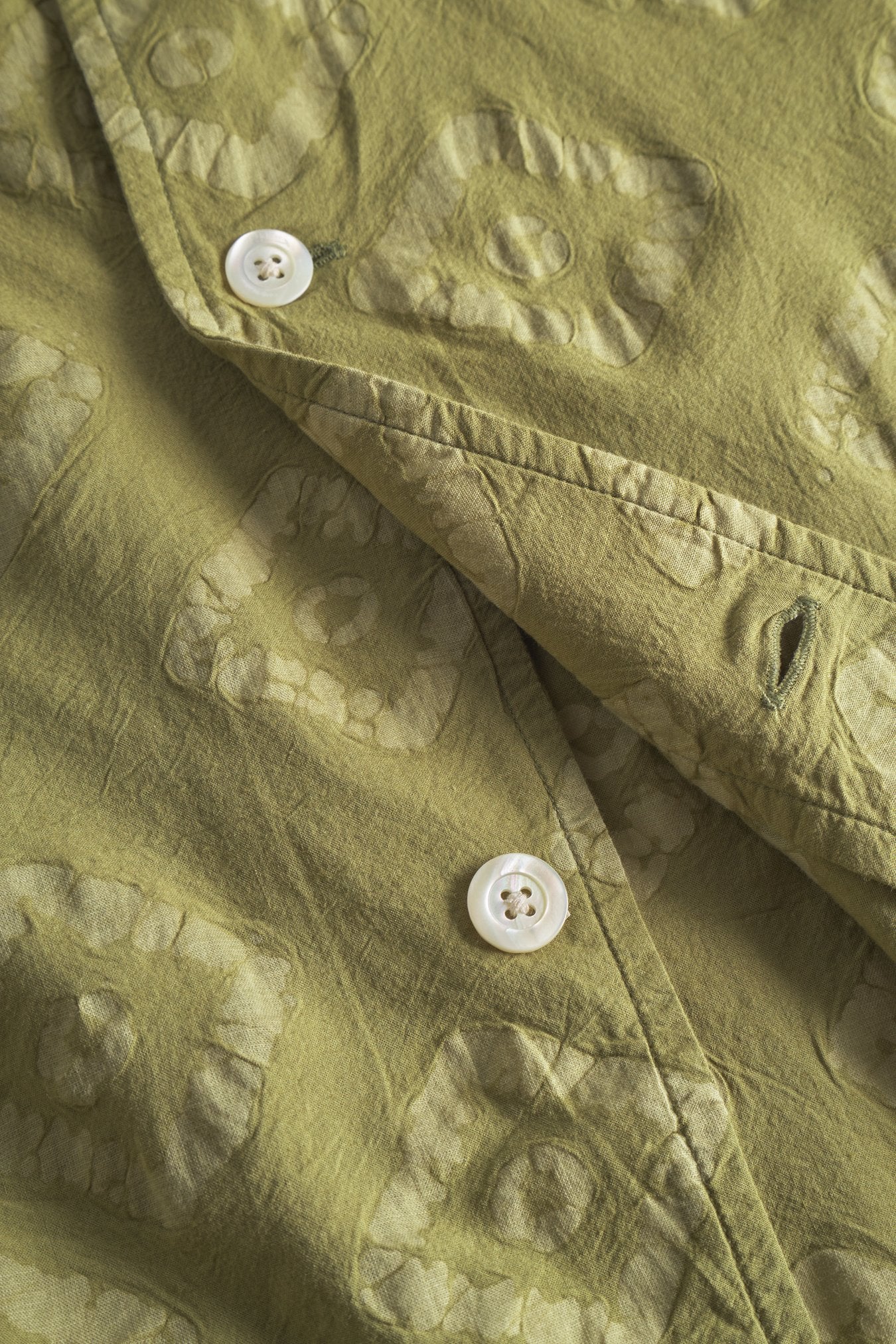 Mads Batik SS Shirt Moss Green - Image 5