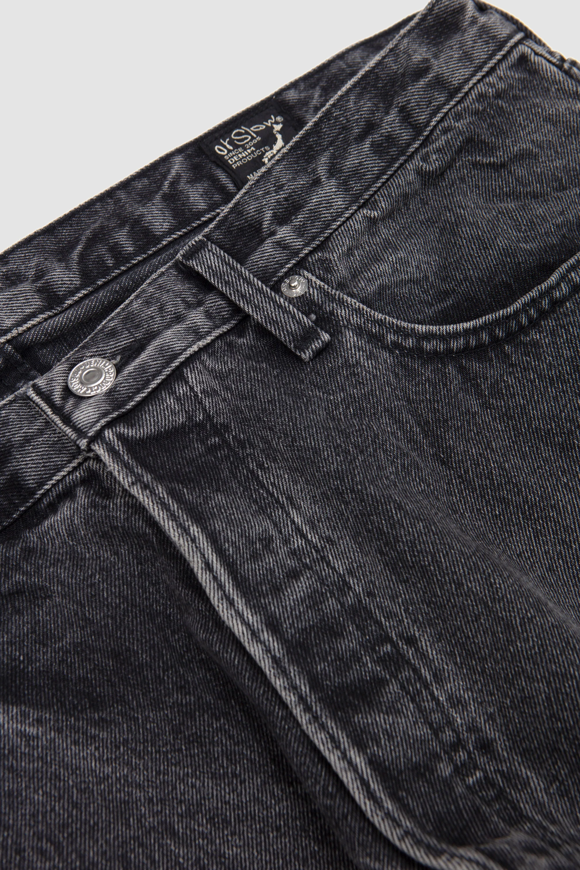105 90's Denim Black Stone - Image 3
