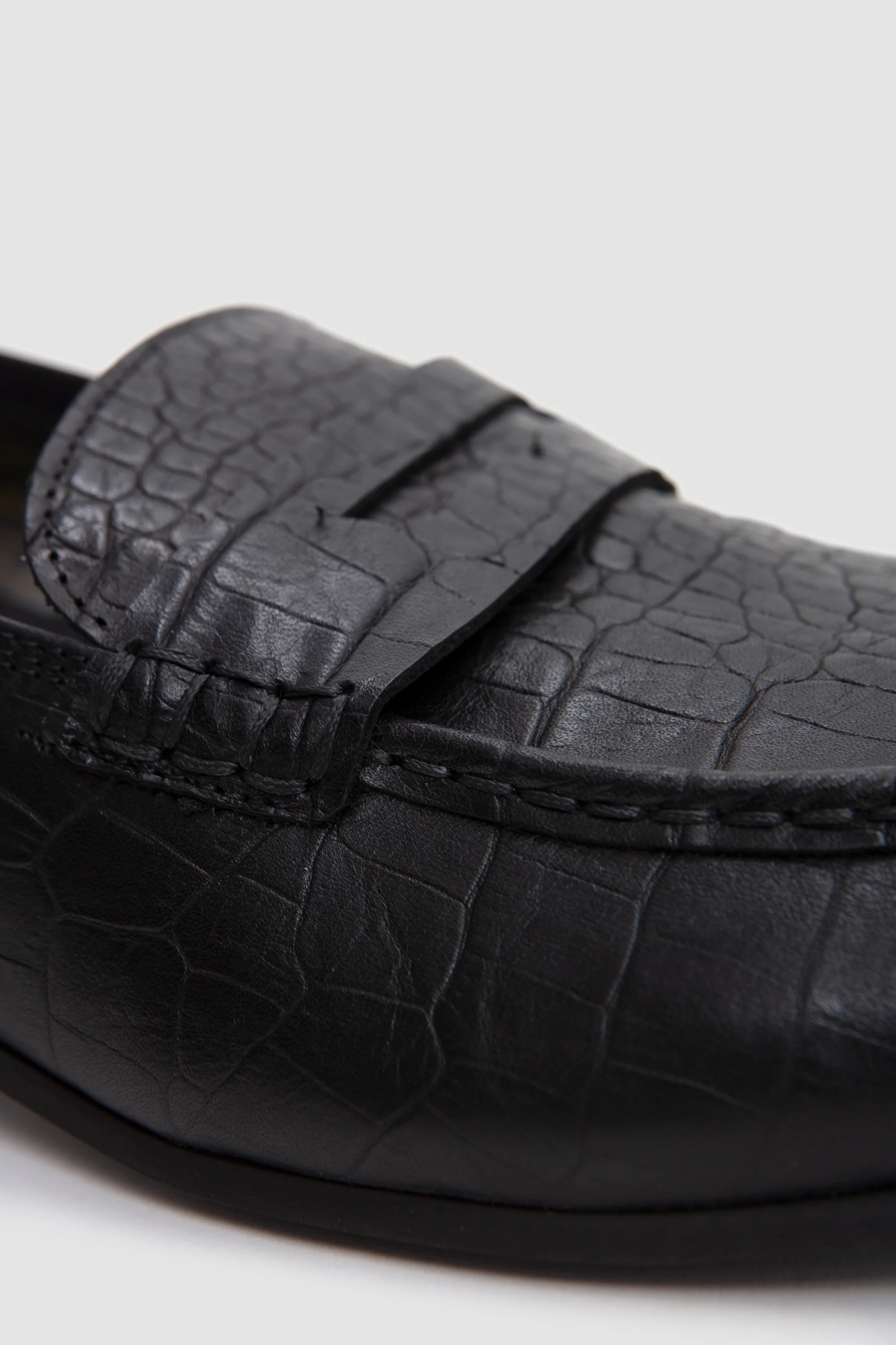 079 Mocassin Crocodile Black - Image 6