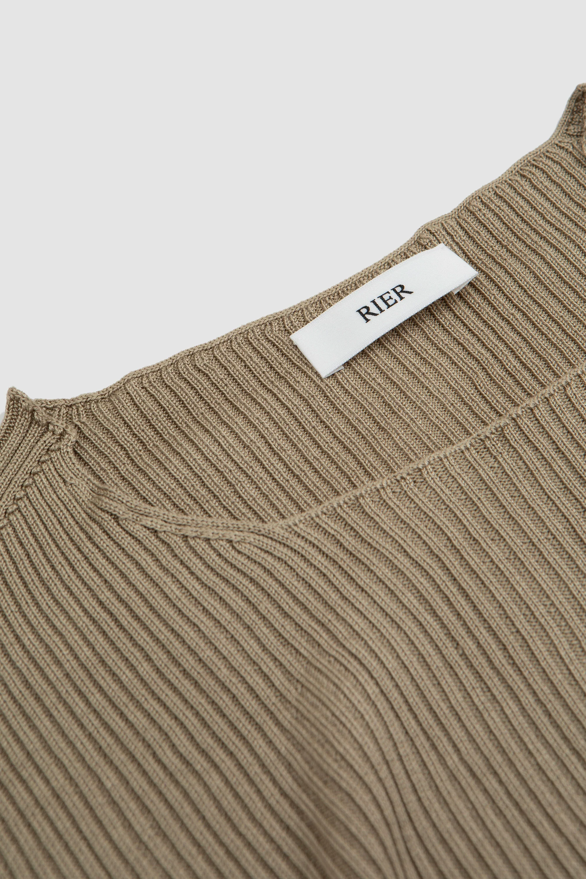 Roundneck Wholegarment® Yuta Knit - Image 3