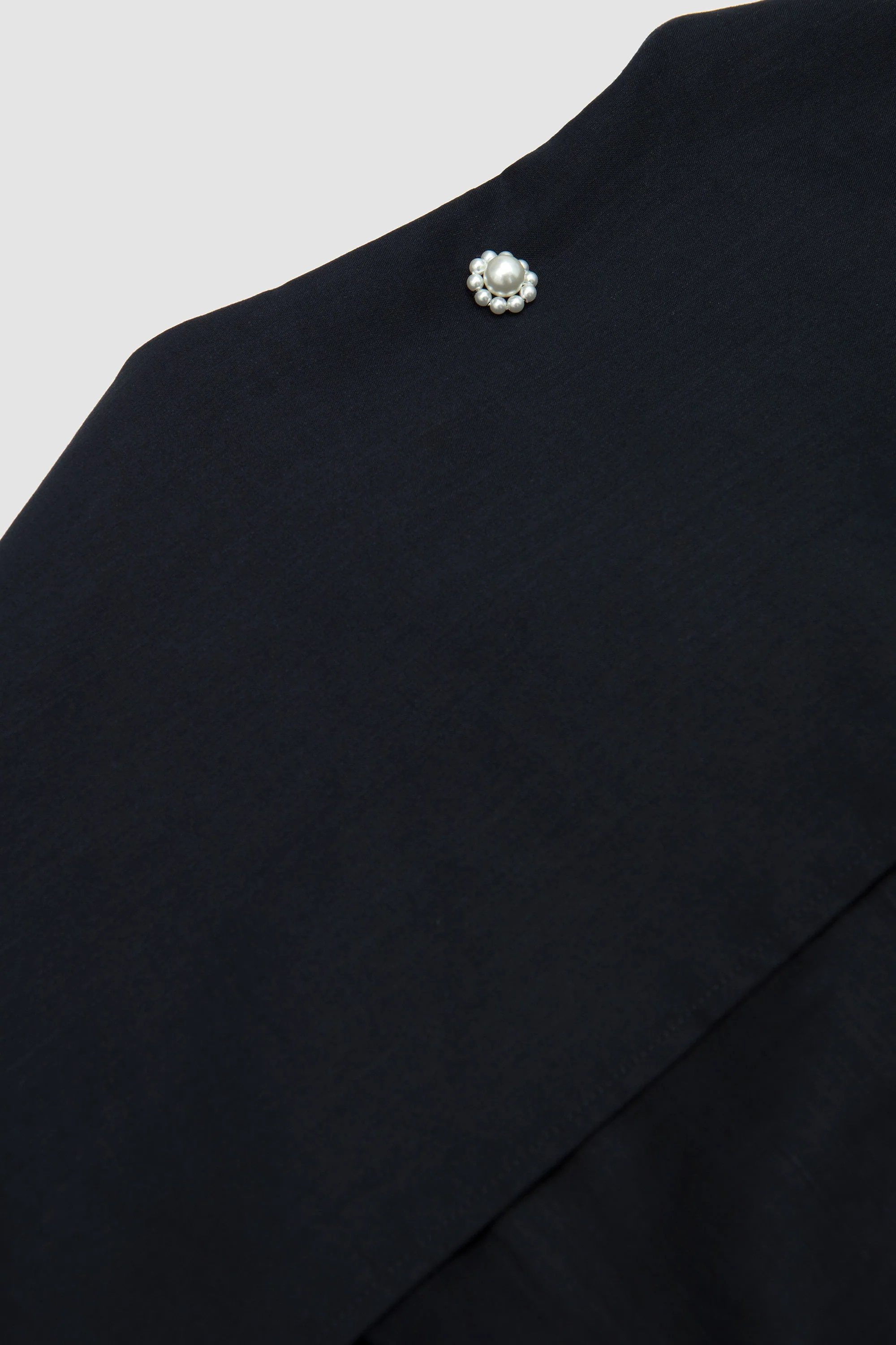Embellished Boxy Shirt Black/ Pearl - Image 4