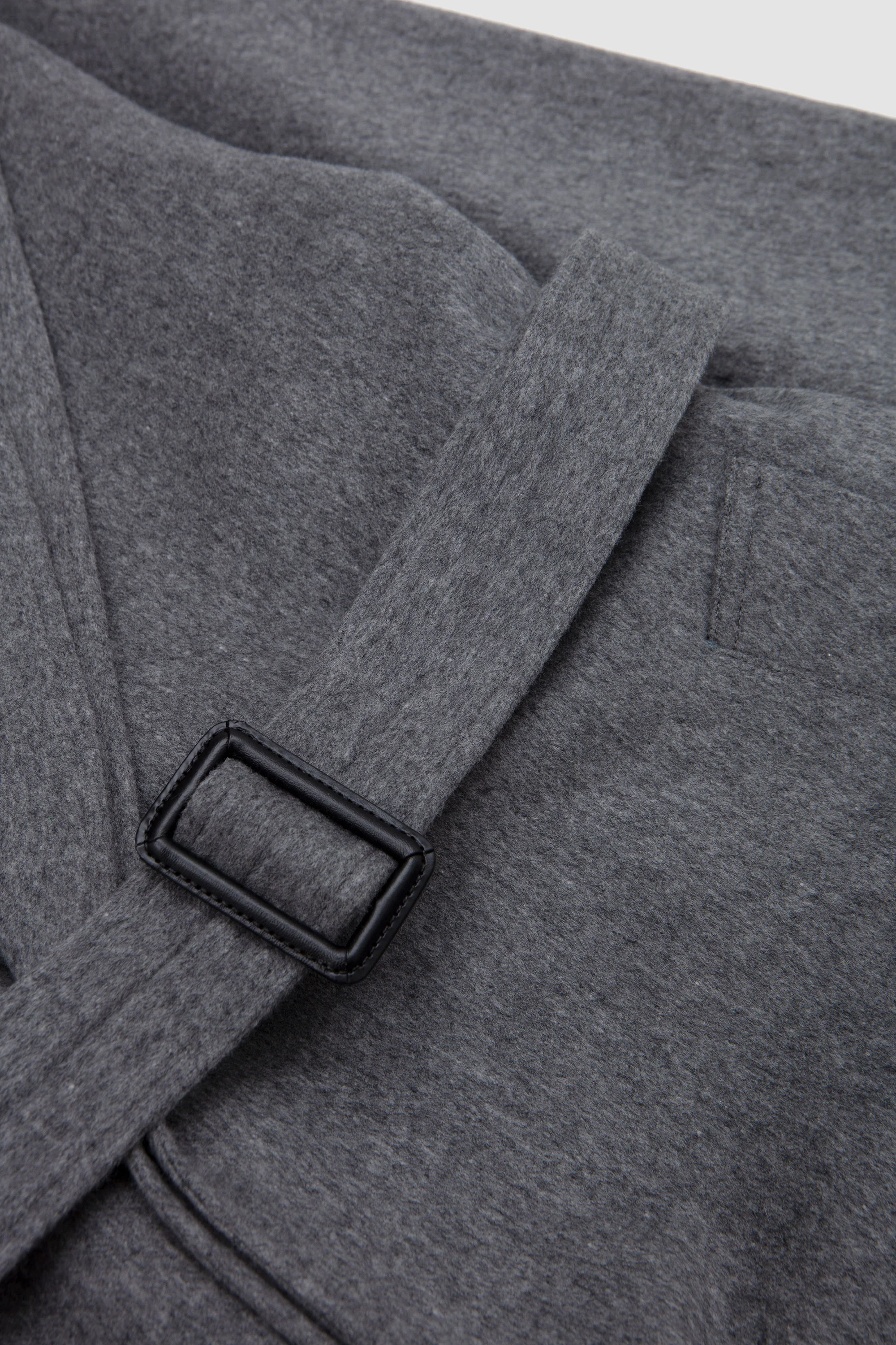 Oversized Layered Combination Coat Grey - Image 4