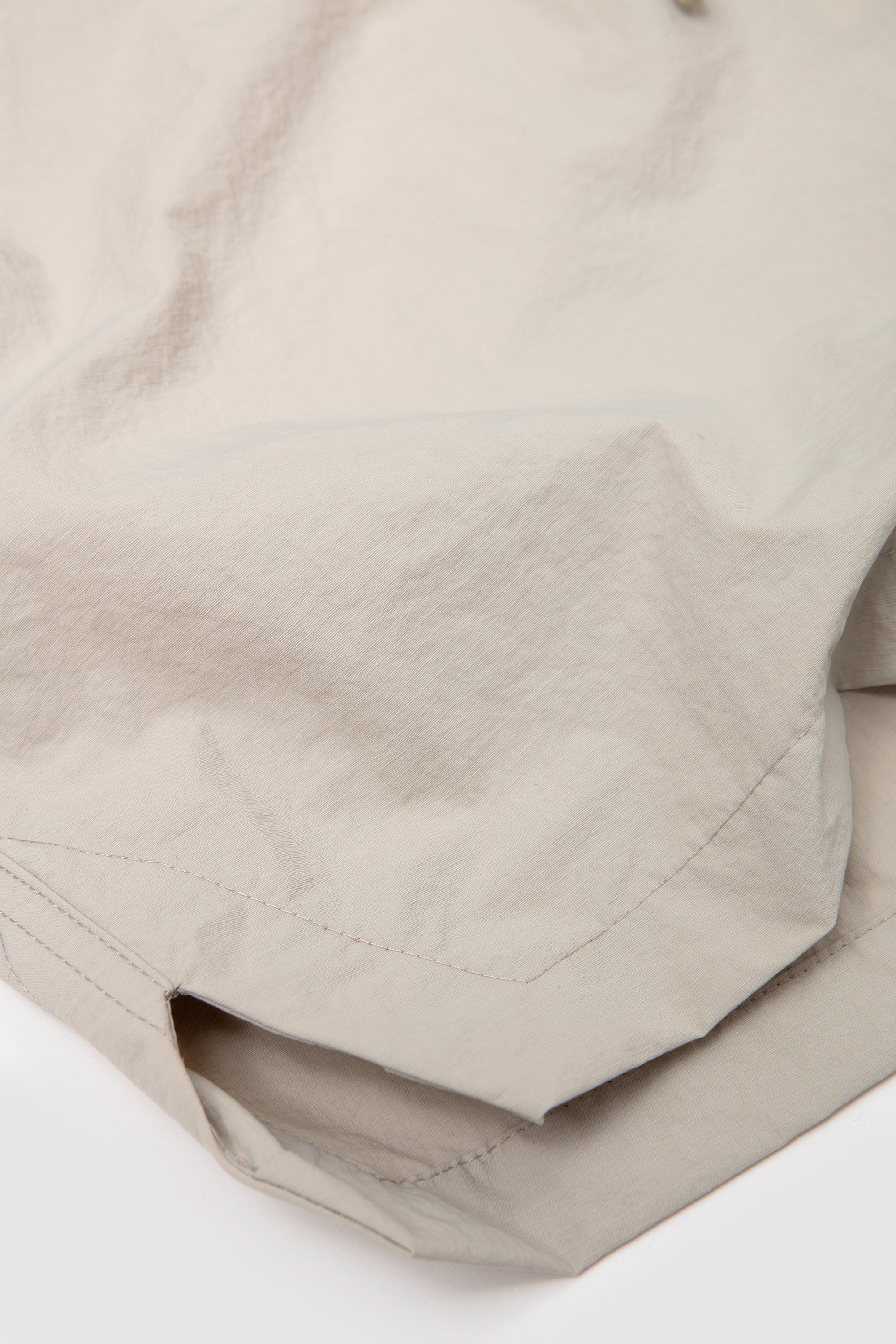 Mike Shorts Beige - Image 4