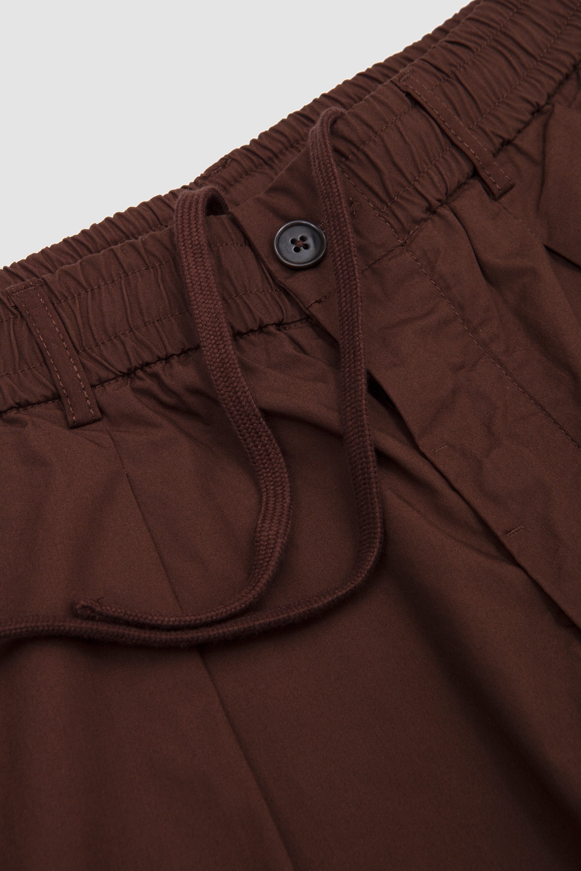 Pleated Track Short Peached Poplin Brown - Image 3