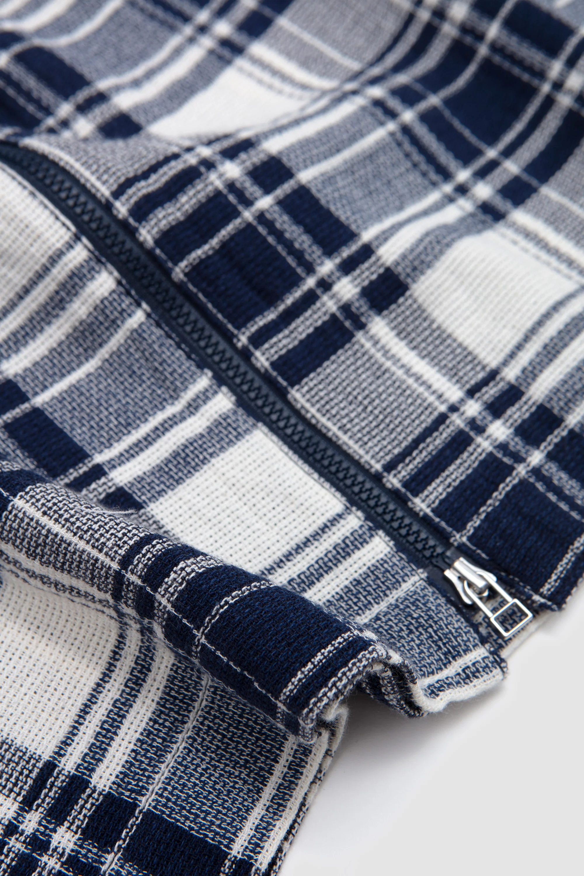 Zip Shirt Textuted Plaid Navy - Image 4